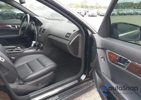 2010 Mercedes-Benz C 300 Sport 4Matic from USA, damaged, VIN WDDGF8BB1AF442414